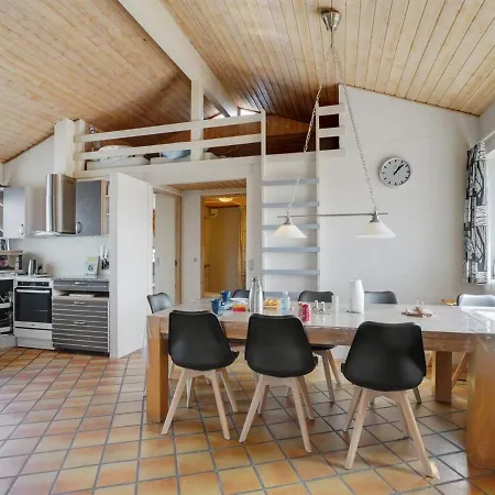 Palli - 600m From The Sea By Interhome Nyaraló