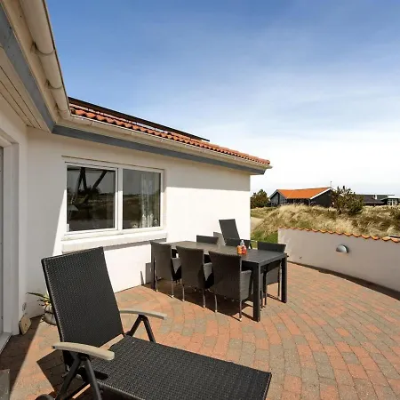 Palli - 600m From The Sea By Interhome Nyaraló