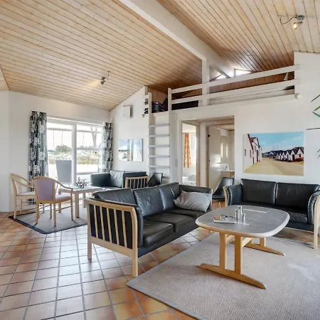 Palli - 600m From The Sea By Interhome Nyaraló Torsted