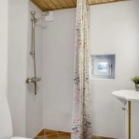 Palli - 600m From The Sea By Interhome Nyaraló *