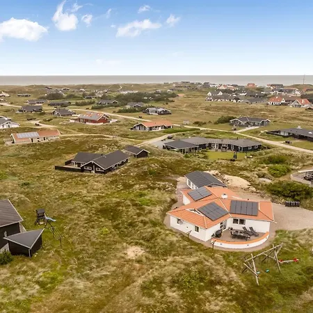 Nyaraló Palli - 600m From The Sea By Interhome Torsted