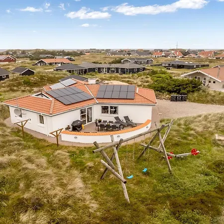 Palli - 600m From The Sea By Interhome *